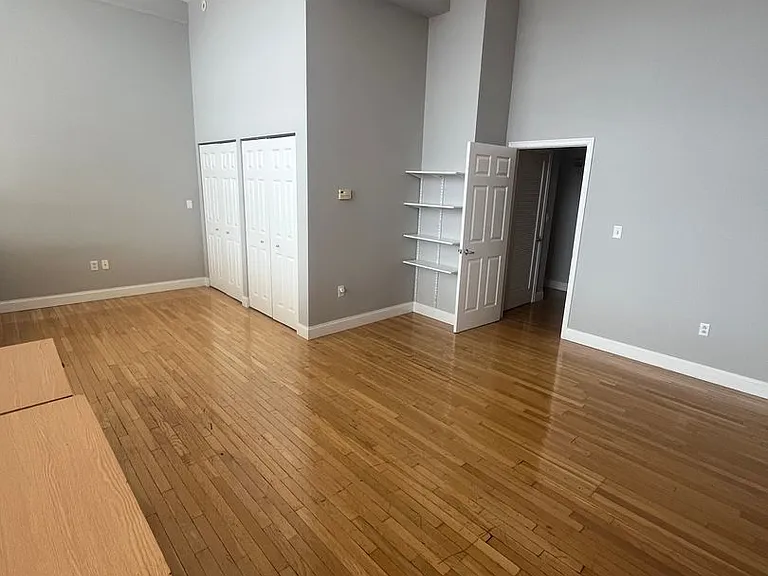 2404 Prospect Ave — Photo 55
