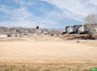 14410 Canyon Dr, Bellevue, NE 68123