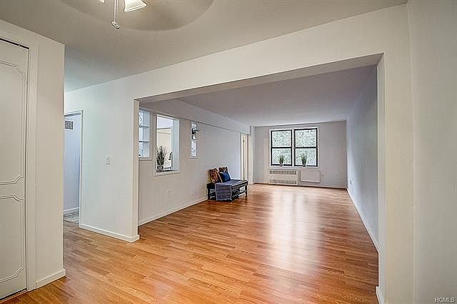 1st image of 60 Barker St APT 415