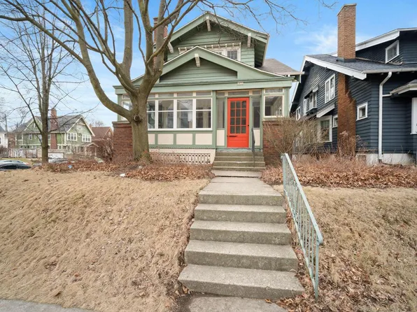 1931 East Kenwood BOULEVARD #A, Milwaukee, WI 53211