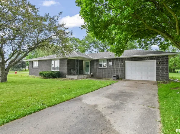 523 N Laurel Ln, Mason City, IL 62664