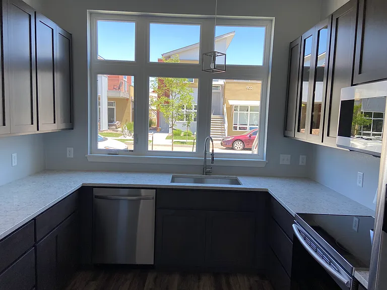 902 Blondel St #103 — Photo 3