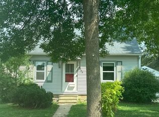 906 15th Ave NE, Rochester, MN 55906