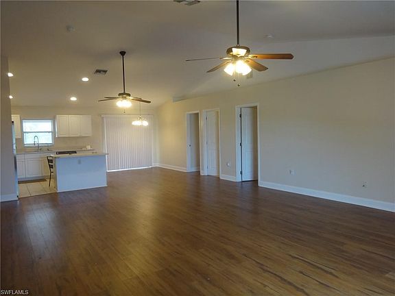 3rd image of 1227 NE 12th Pl