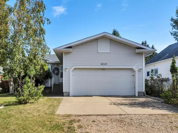 5219 49th St, Waskatenau, AB T0A 3P0