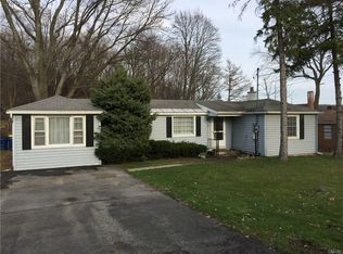 114 Hinsdale Rd, Camillus, NY 13031