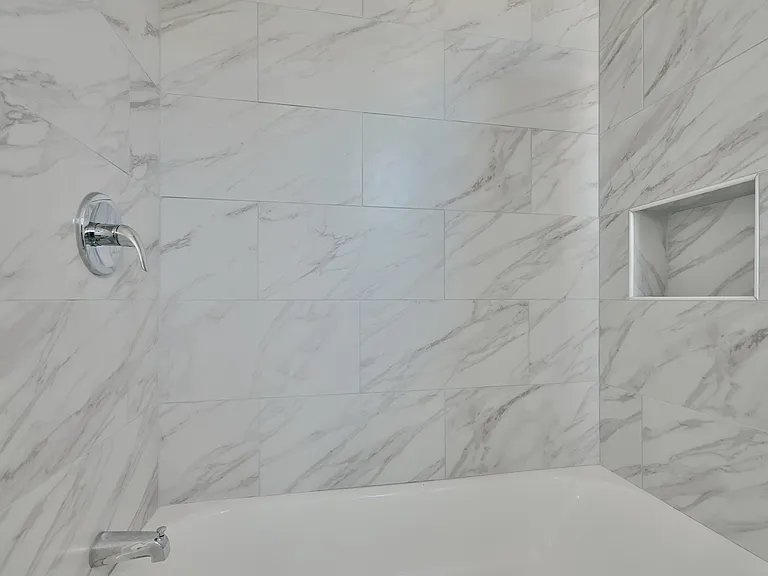 412 E Federal St — Photo 24