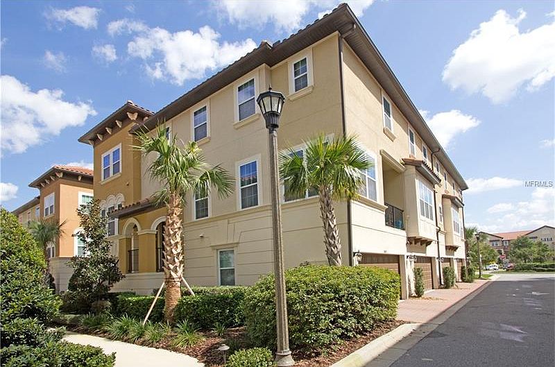 1st image of 736 Lobelia Dr