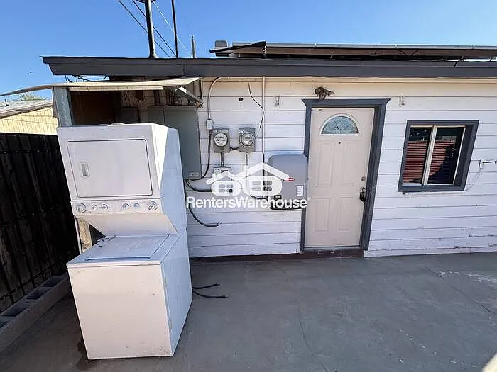 2818 W Heatherbrae Dr — Photo 16