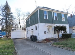 278 Wheeler St, Akron, OH 44304