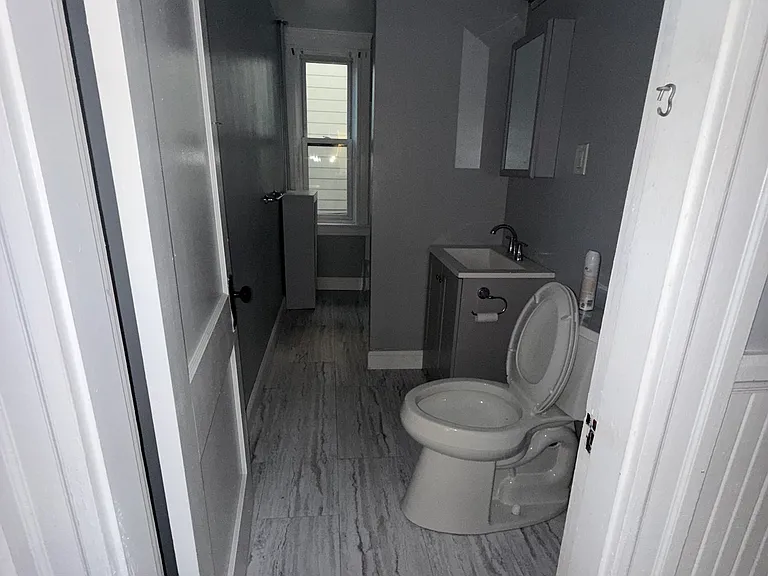 42 Lincoln St #2 — Photo 12