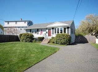 2 Cedar Grove Ave #A, Peabody, MA 01960