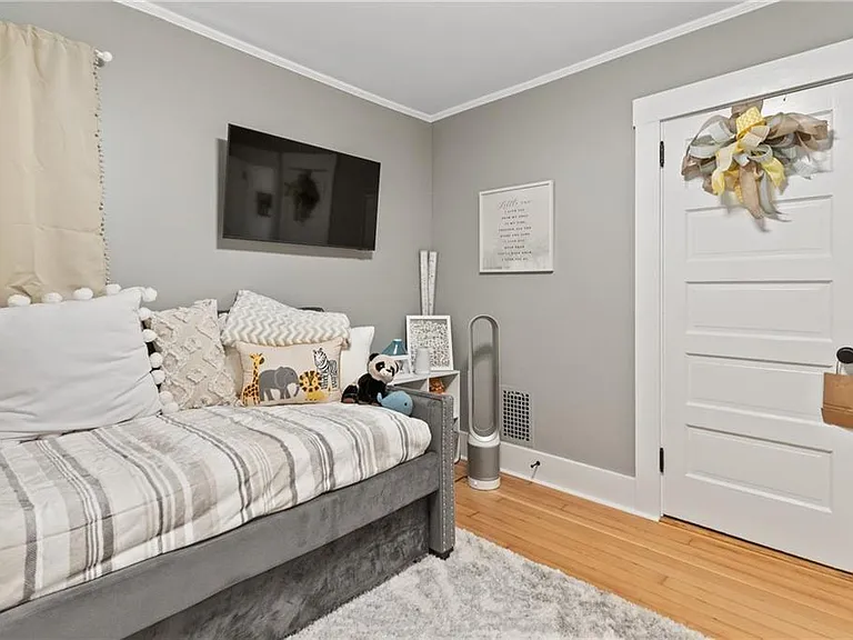 23 Pell St — Photo 16