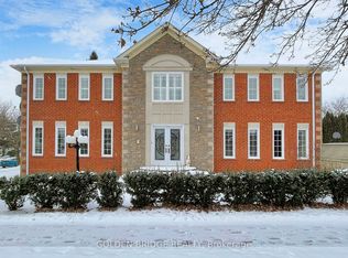 70 Chadwick Cres, Richmond Hill, ON L4B 2Y6