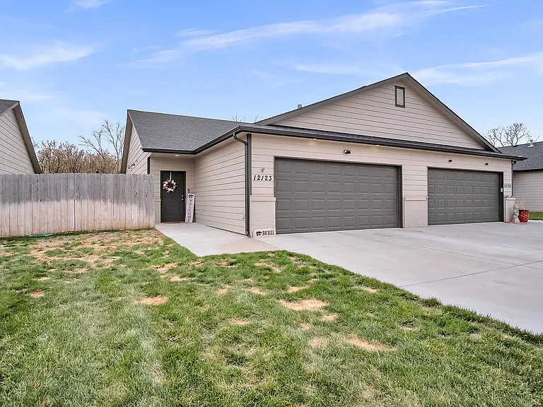 12123 W Shadow Lakes St — Photo 35
