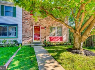 10532 Apple Ridge Rd, Montgomery Village, MD 20886