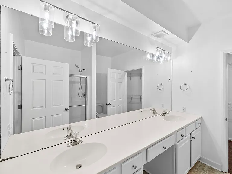 3228 Margellina Dr — Photo 11