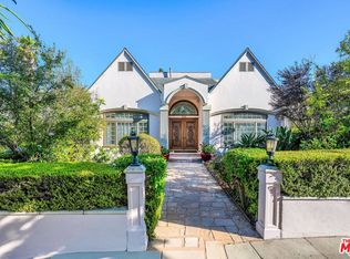 10810 Rochester Ave, Los Angeles, CA 90024