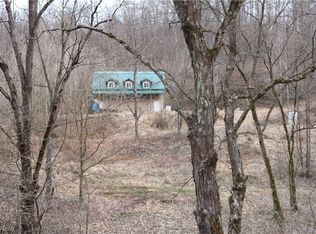 Sheets Run Dr, New Matamoras, OH 45767