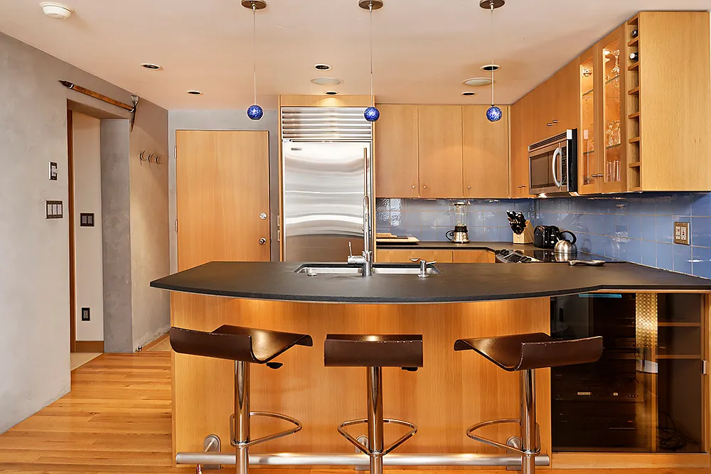 2 bed, 878 sqft, $5,500 — Photo 1