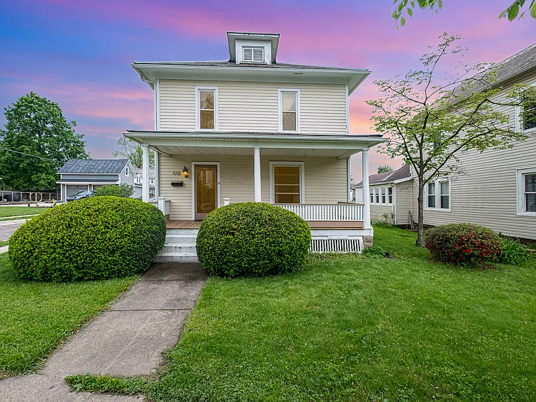 601 E Gambier St — Photo 2