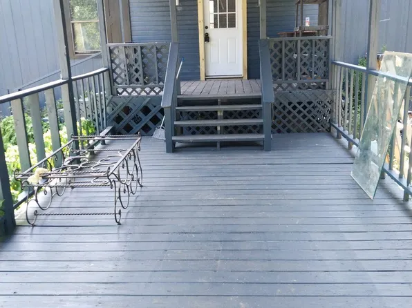 223 Redbird Ln, Tioga, TX 76271