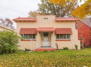 947 Nobleshire Rd, Cleveland Heights, OH 44121