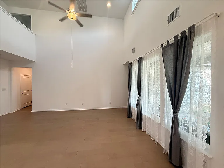 628 Leeward Pass — Photo 8