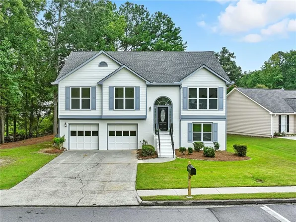 4777 Overlook View Ct, Duluth, GA 30096