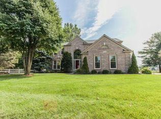 3503 Tall Oaks Rd, Orion, MI 48359