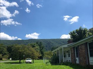 204 N River Dr, Woodstock, VA 22664