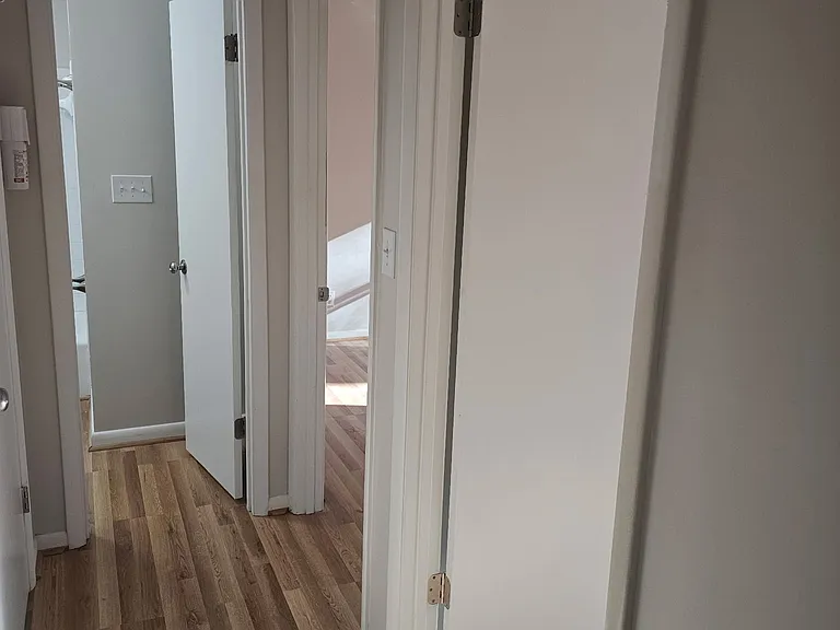 119 Albemarle Dr — Photo 17