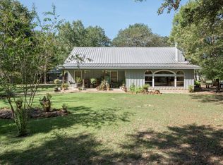 3195 Kashka Ln, Madisonville, TX 77864
