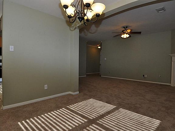 4th image of 6811 Silver Shores Ln