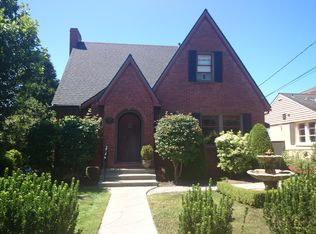 2607 28th Ave W, Seattle, WA 98199