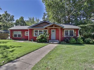 1005 Maple Ln, Harrisonville, MO 64701