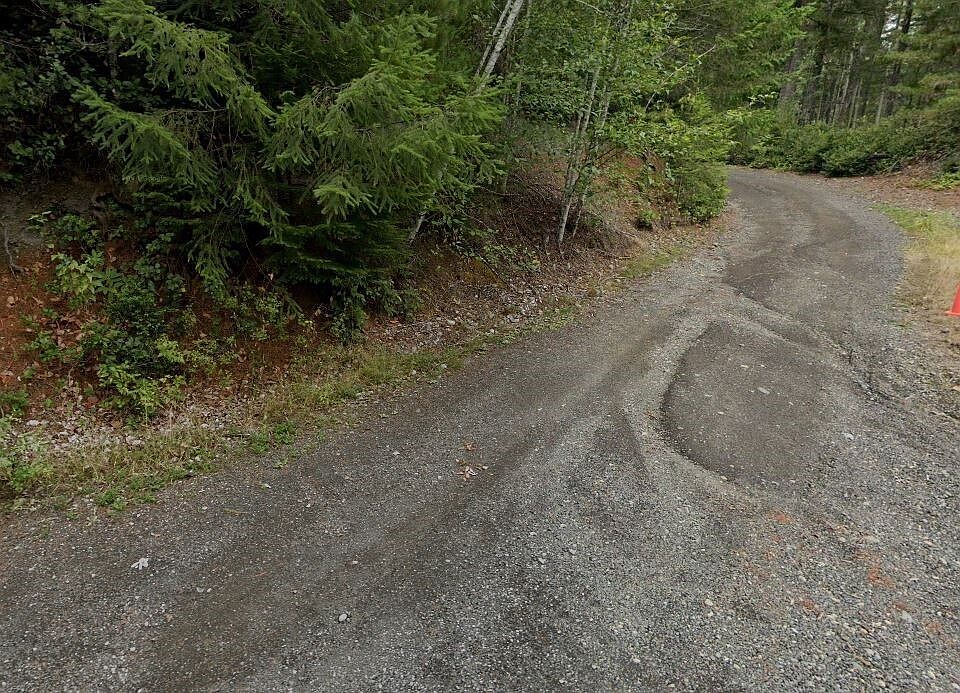 1st image of 302 NE Haven Lake Drive