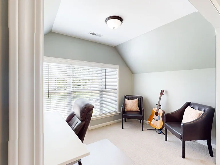 2259 Dewey Dr — Photo 29