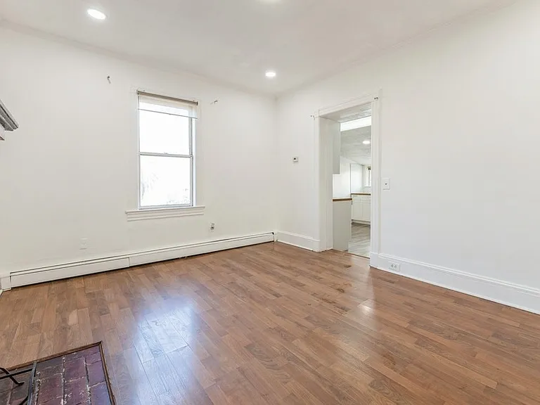 21 Central Ave — Photo 13