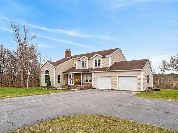 3rd image of 7475 Gauss Rd