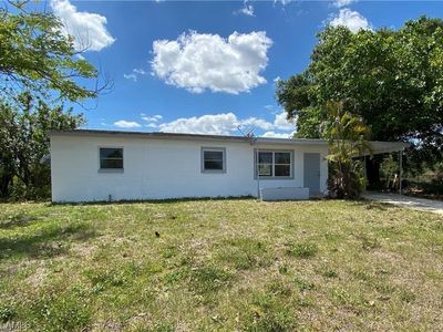 1140 Navajo Ave, Lehigh Acres, FL, 33936