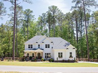 724 Rookery Ln, Whispering Pines, NC 28327