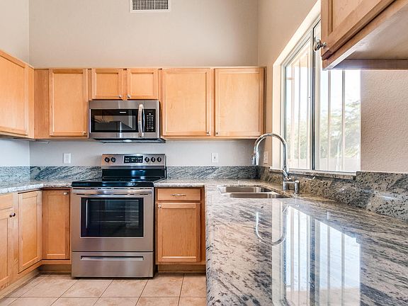 4th image of 6422 E Brooks Dr
