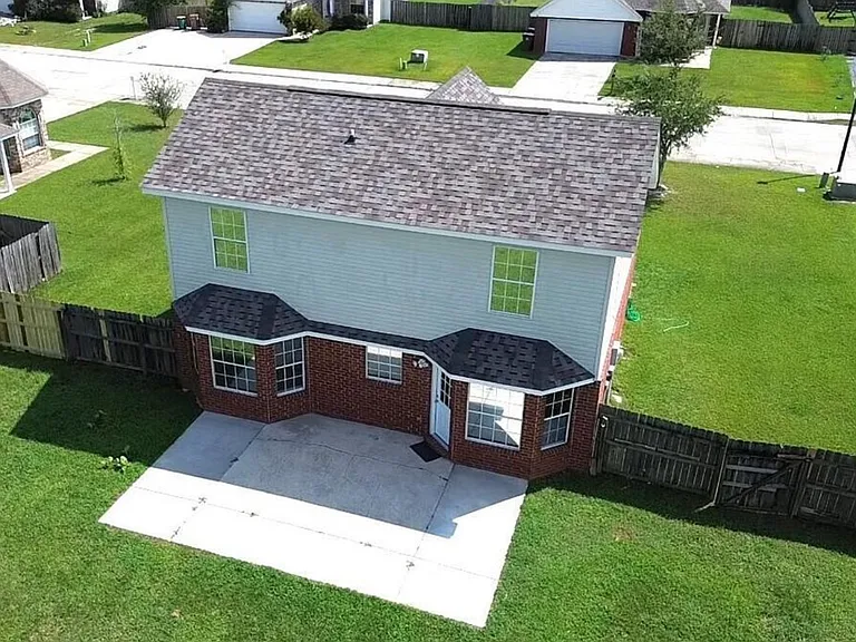 14031 Seymour Dr — Photo 9