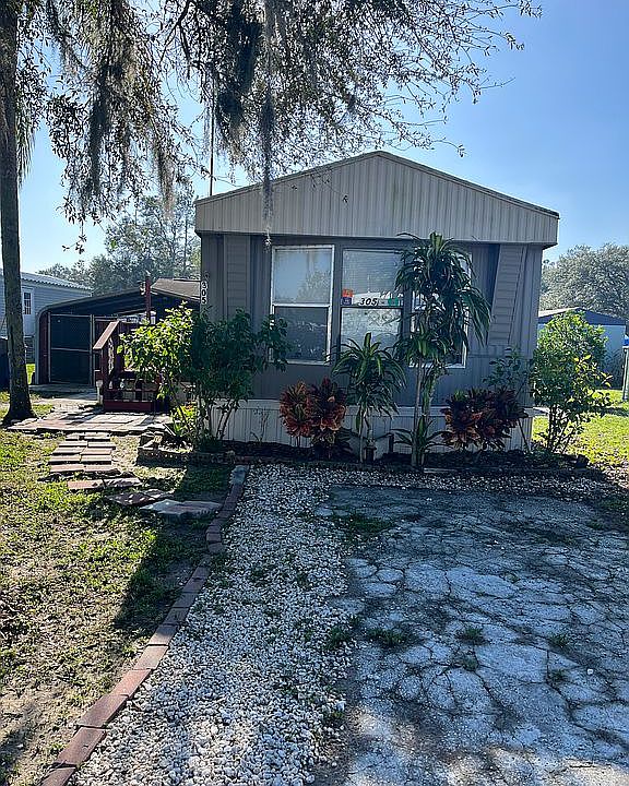 1st image of 305 Magnolia Ln