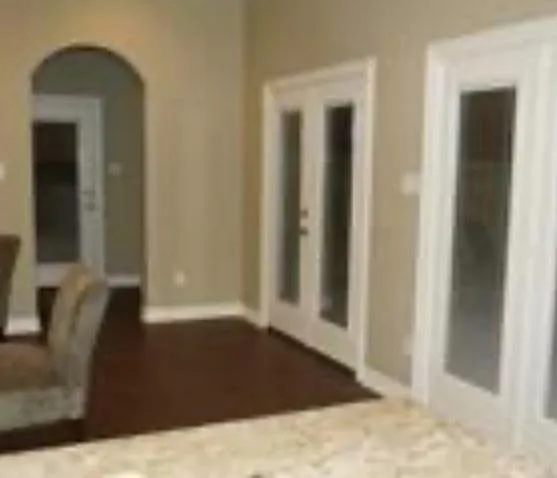 4 bed, 4.5 bath, 2050 sqft, $4,000 — Photo 4