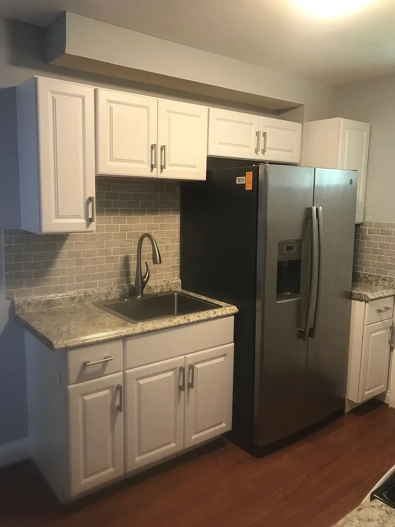 928 Argonne Dr $550 Private Room (Shared Bath) — Photo 2