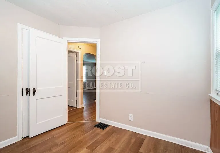 2317 Parkwood Ave — Photo 10