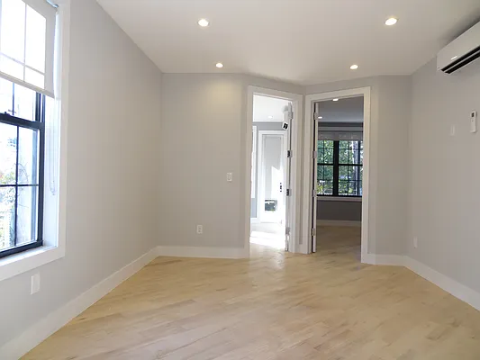 Rented by Lofts and Flats LLC | media 67