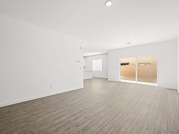 3 web or mls Lennar 2663 Marlette Ave 3